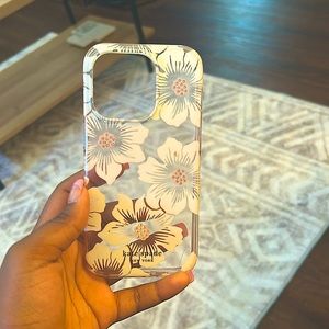 I am selling a phone case that is for four iPhone 14 pro.